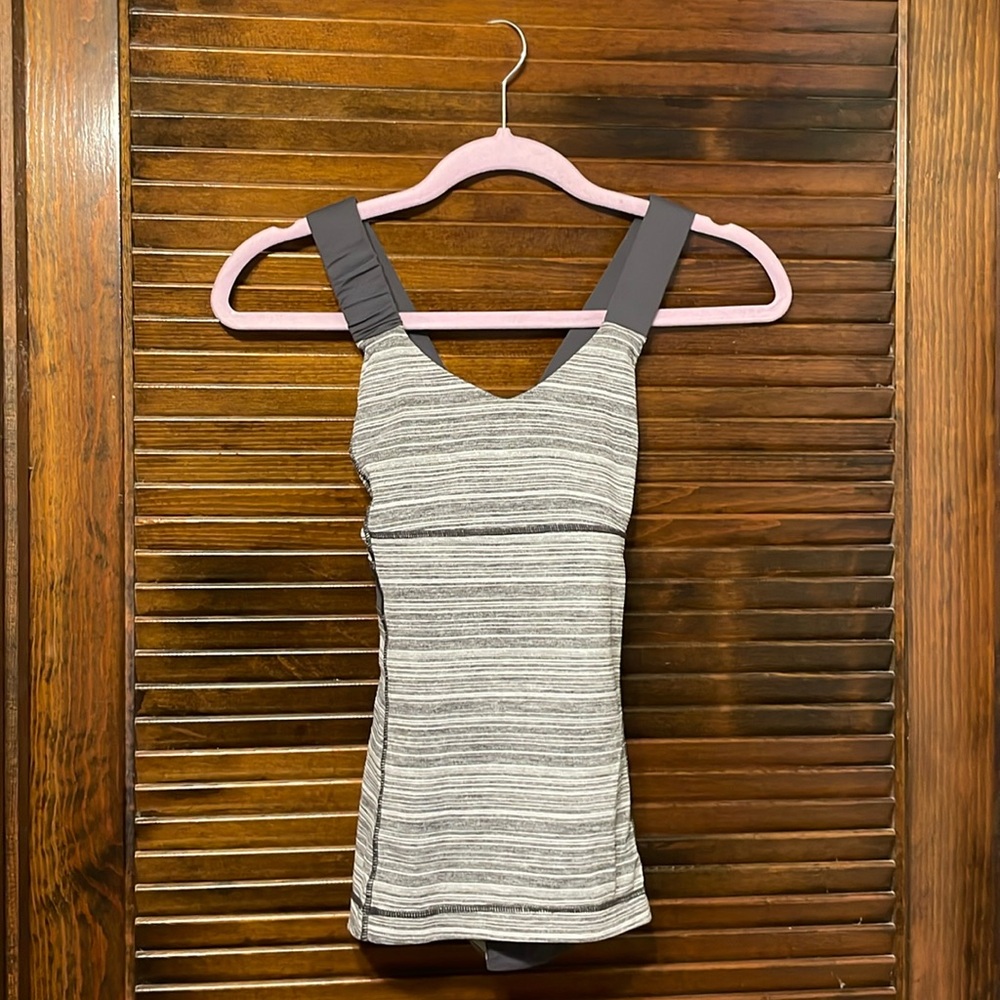 Lululemon Push Your Limits Grey Striped Cross Back Tank - Picture 2 of 7